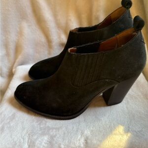 FRYE Ilana Shootie in Black Suede Leather Slip-On Bootie Boots 8.5 $278